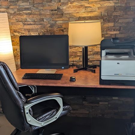 Country Inn & Suites By Radisson, Chippewa Falls, Wi Bagian luar foto