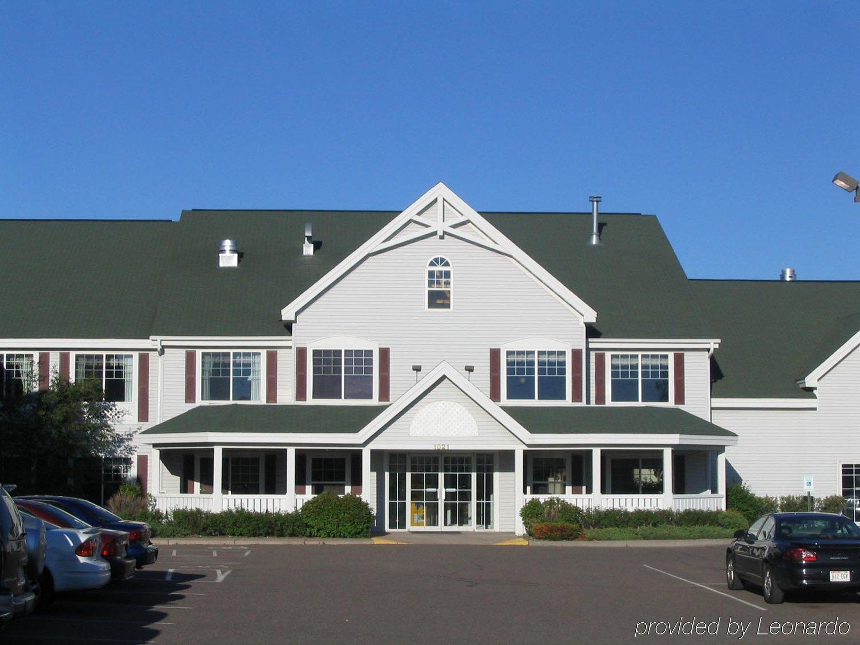 Country Inn & Suites By Radisson, Chippewa Falls, Wi Bagian luar foto