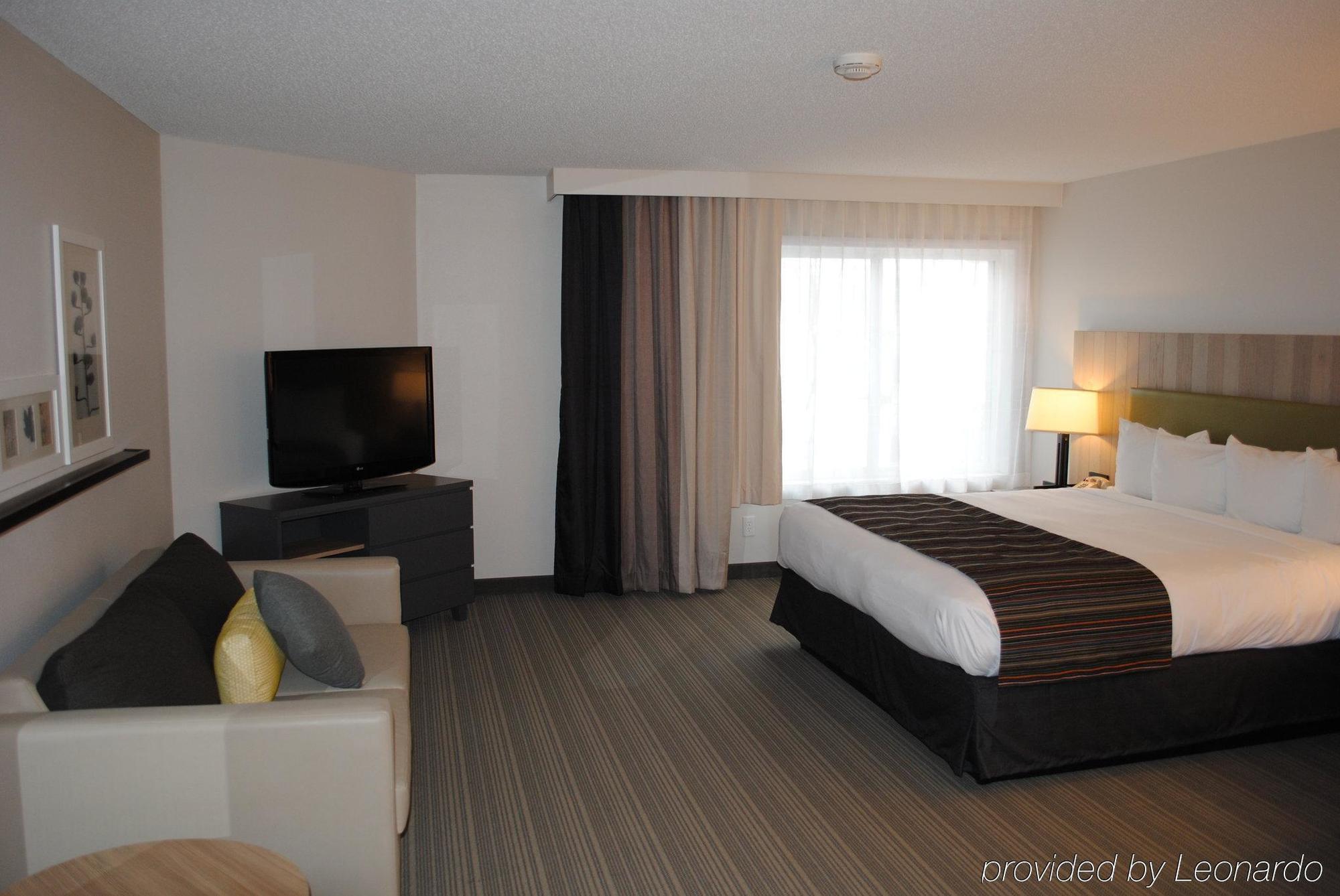 Country Inn & Suites By Radisson, Chippewa Falls, Wi Bagian luar foto