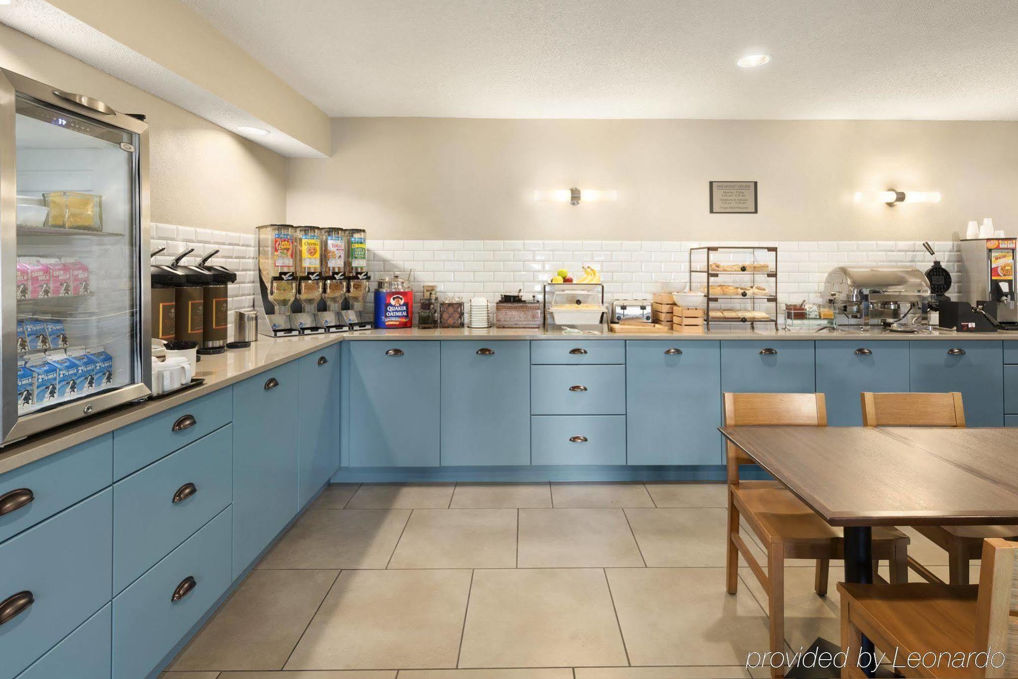 Country Inn & Suites By Radisson, Chippewa Falls, Wi Bagian luar foto